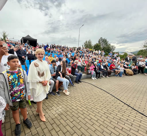 FOLKLÓRNY HAŽLÍN